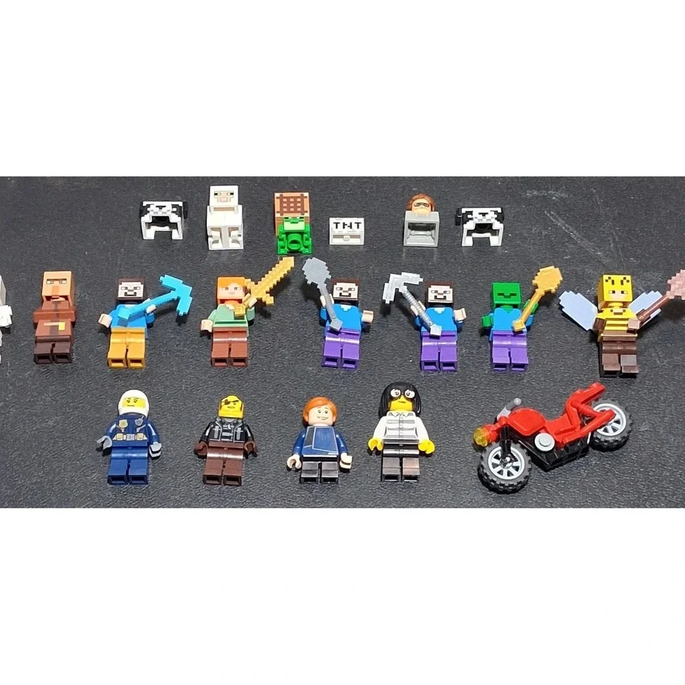 LEGO‎ Minecraft and City Minifigure Lot Steve Alex Zombie Bee Motorcycle 12pc